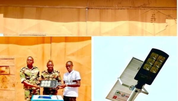 DON DE LAMPADAIRES SOLAIRES AUX ETABLISSEMENTS PENITENTIAIRES DU MALI