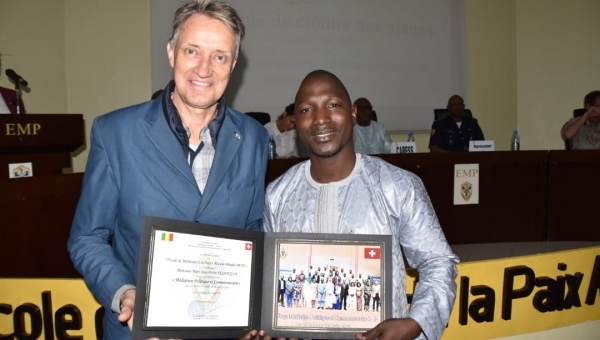 FORMATION SUR LA MEDIATION POLITIQUE ET COMMUNAUTAIRE A L'EMP-ABB