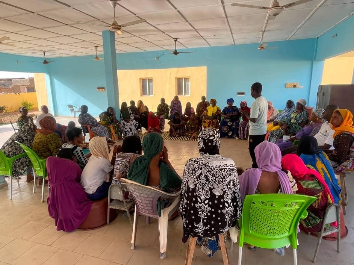 #Mopti | 𝐐𝐮𝐚𝐧𝐝 𝐥𝐞𝐬 𝐜𝐨𝐦𝐦𝐮𝐧𝐚𝐮𝐭𝐞́𝐬 𝐬'𝐢𝐧𝐟𝐨𝐫𝐦𝐞𝐧𝐭, 𝐞𝐥𝐥𝐞𝐬 𝐬'𝐚𝐟𝐟𝐢𝐫𝐦𝐞𝐧𝐭